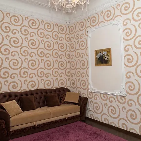 Apartment Mala Zhytomyrska 16 *